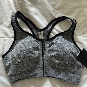 Sports bra